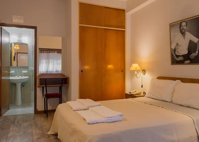 Hotel de Cine Las Golondrinas Villa Gesell